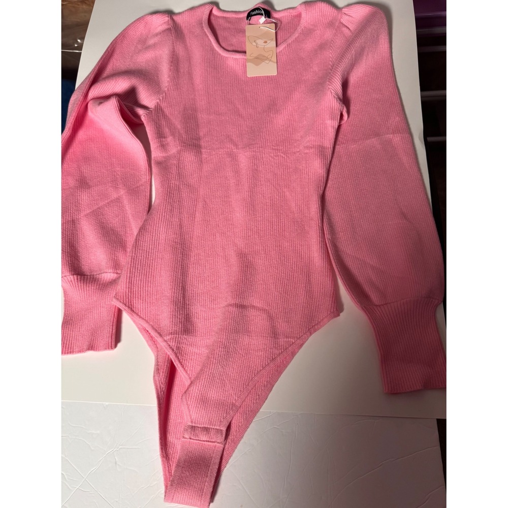 Fashion Pink Ribbed Knit Puff Sleeve Bodysuit Long Sleeve Snap Closure Large